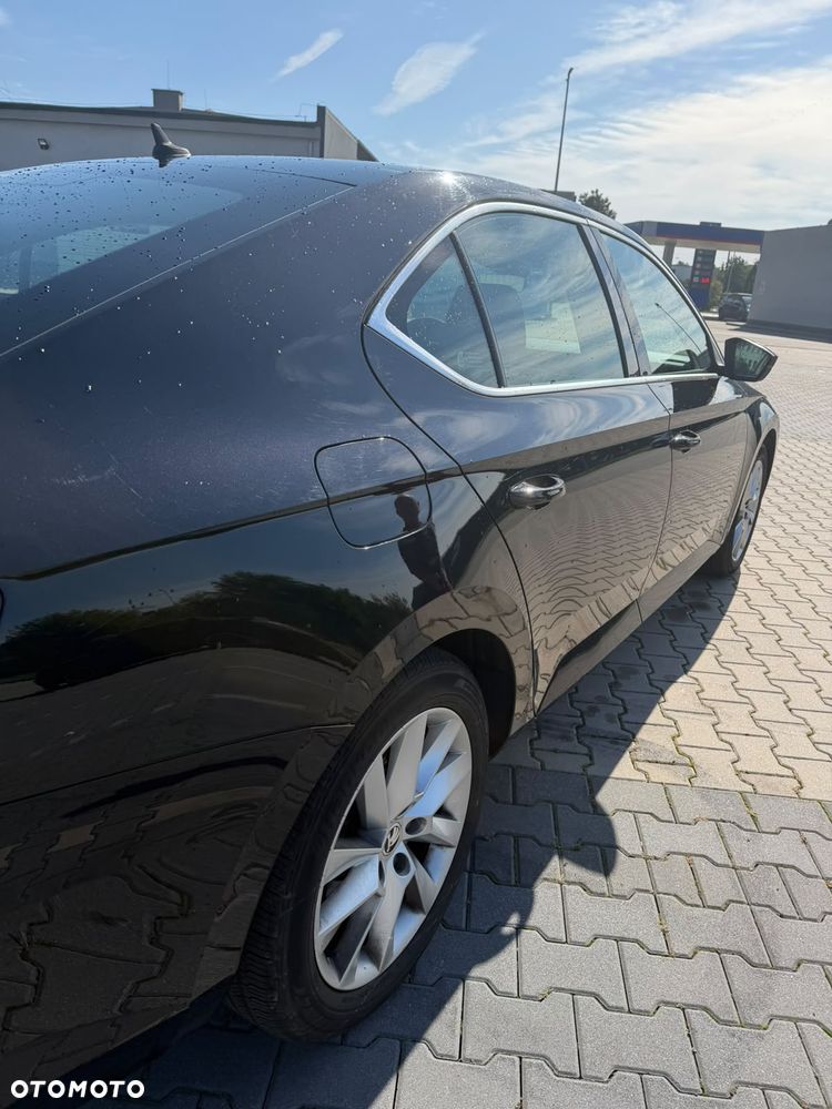 Skoda Superb 2.0 TDI Style - 5
