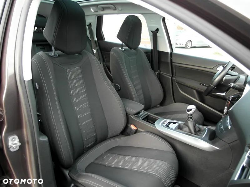 Peugeot 308 SW HDi FAP 150 Allure - 20