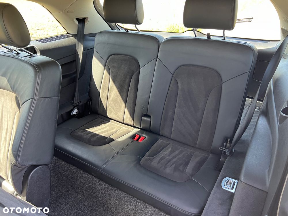 Audi Q7 - 9