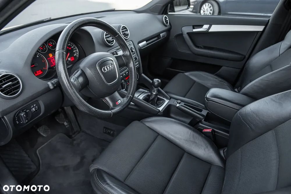 Audi A3 Sportback - 15
