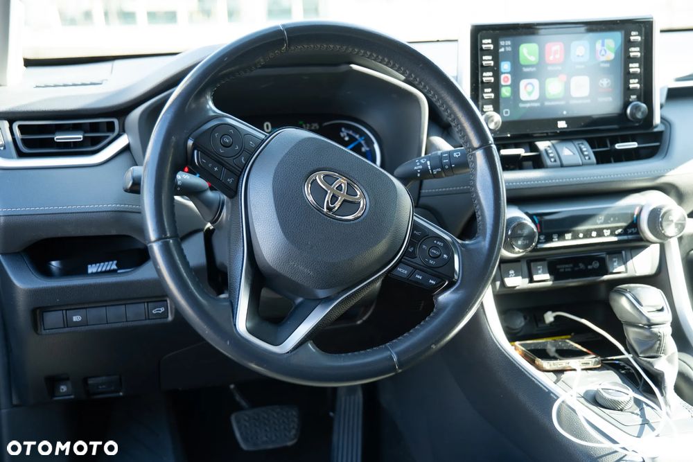 Toyota RAV4 - 10