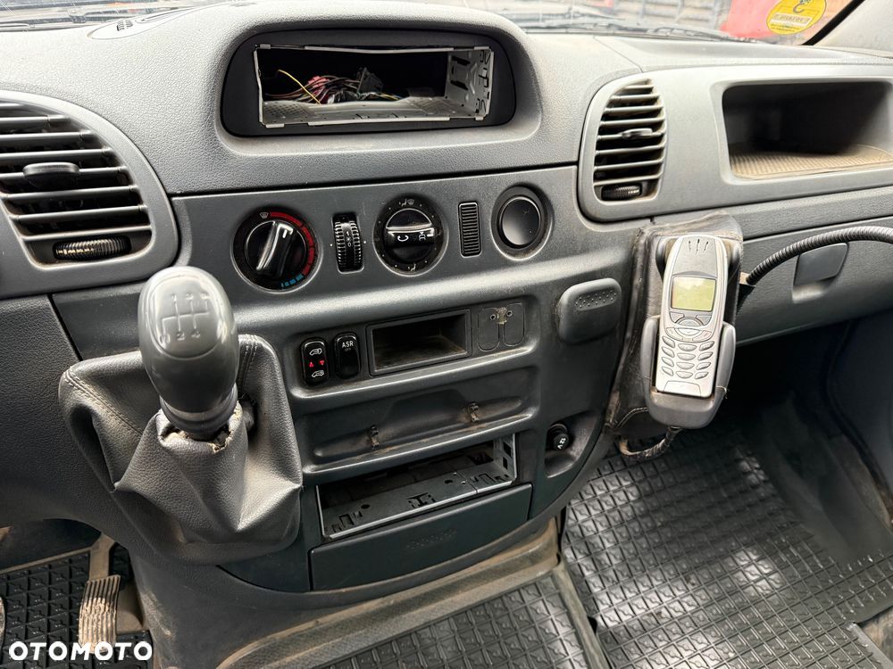Mercedes-Benz Sprinter L2H2 - 18