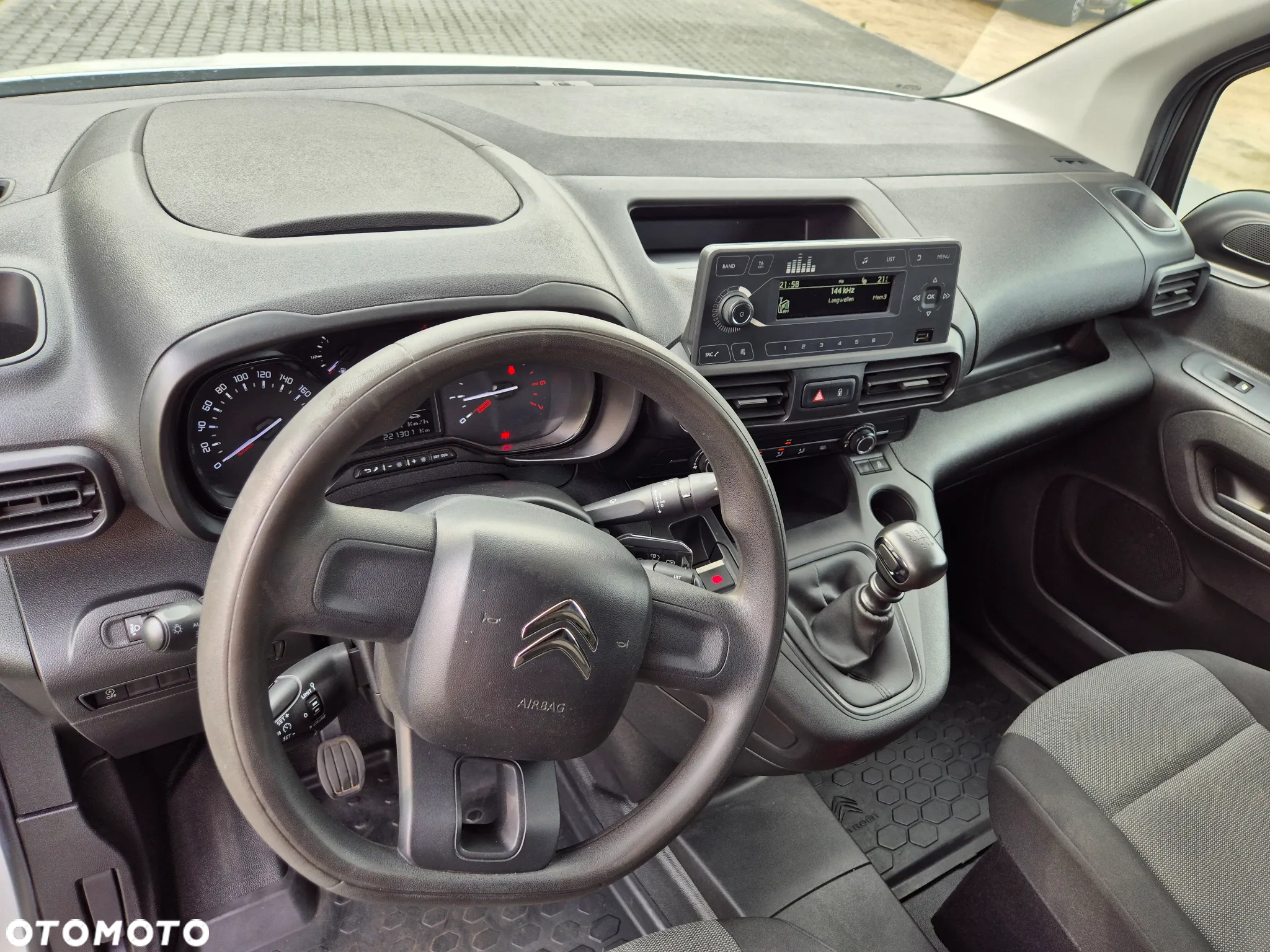 Citroën Berlingo XL BlueHDi 130 FEEL PACK - 6