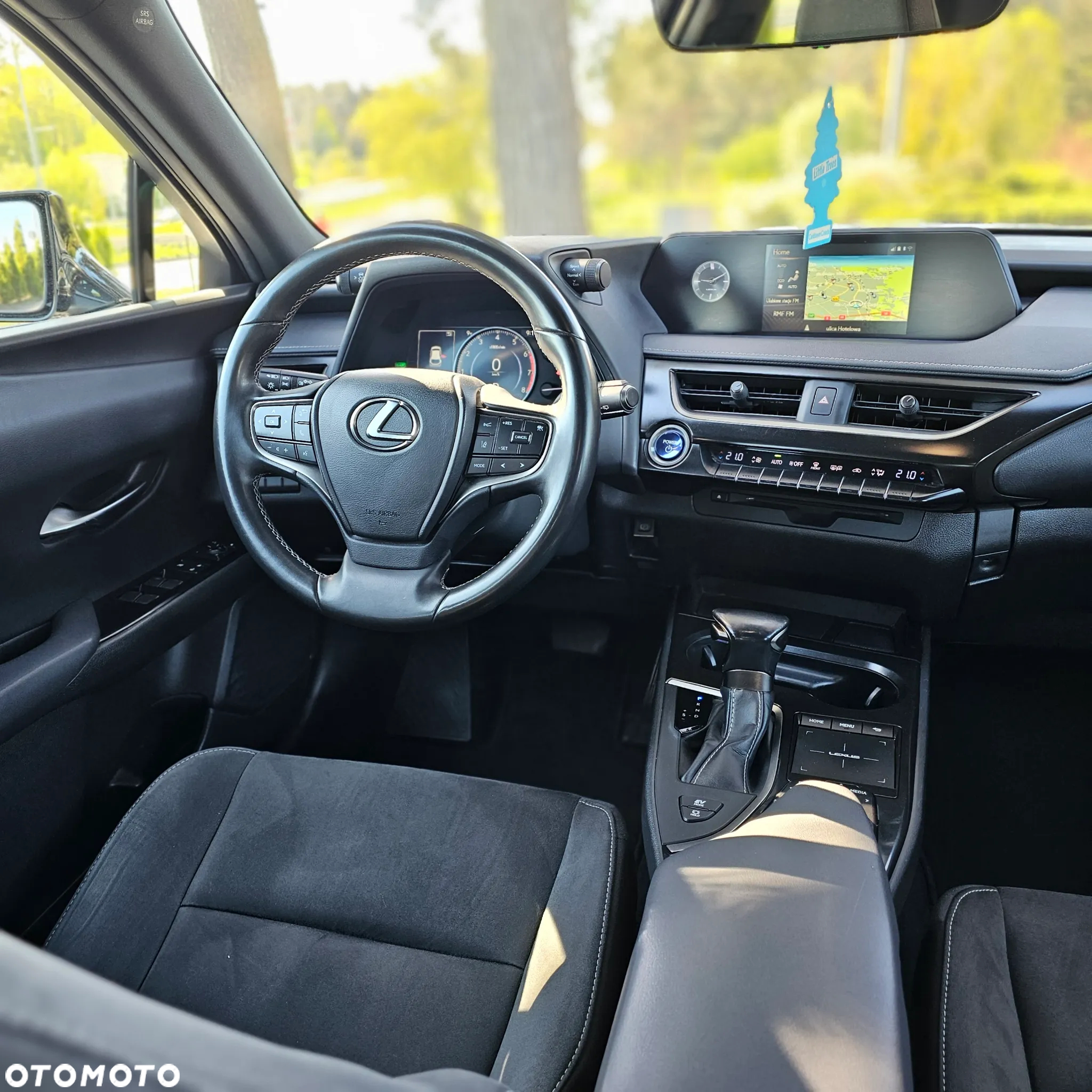 Lexus UX 250h GPF Elegance 2WD - 12