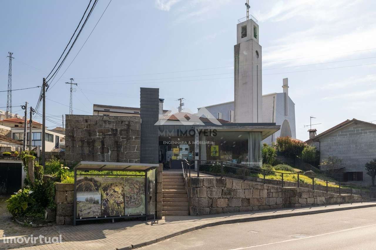 Loja | Comércio | Papelaria | Escritório | Casa de banho - Grande imagem: 2/27