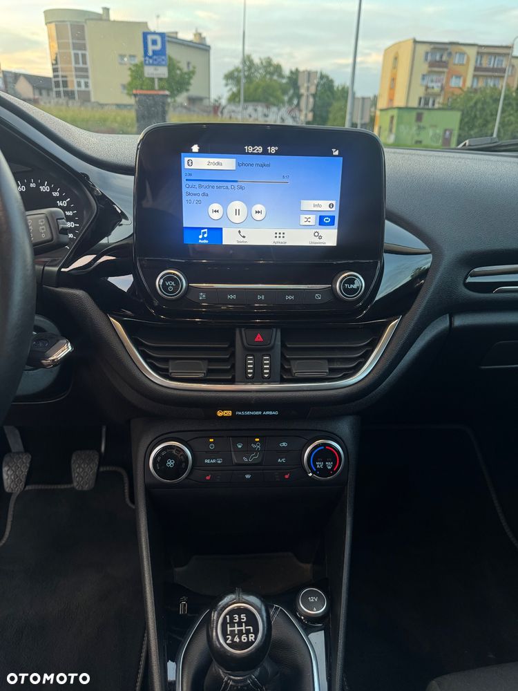 Ford Fiesta 1.0 EcoBoost Titanium - 16