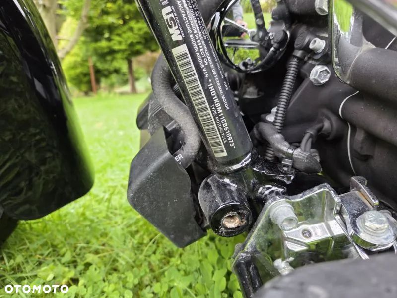 Harley-Davidson Touring Street Glide - 11