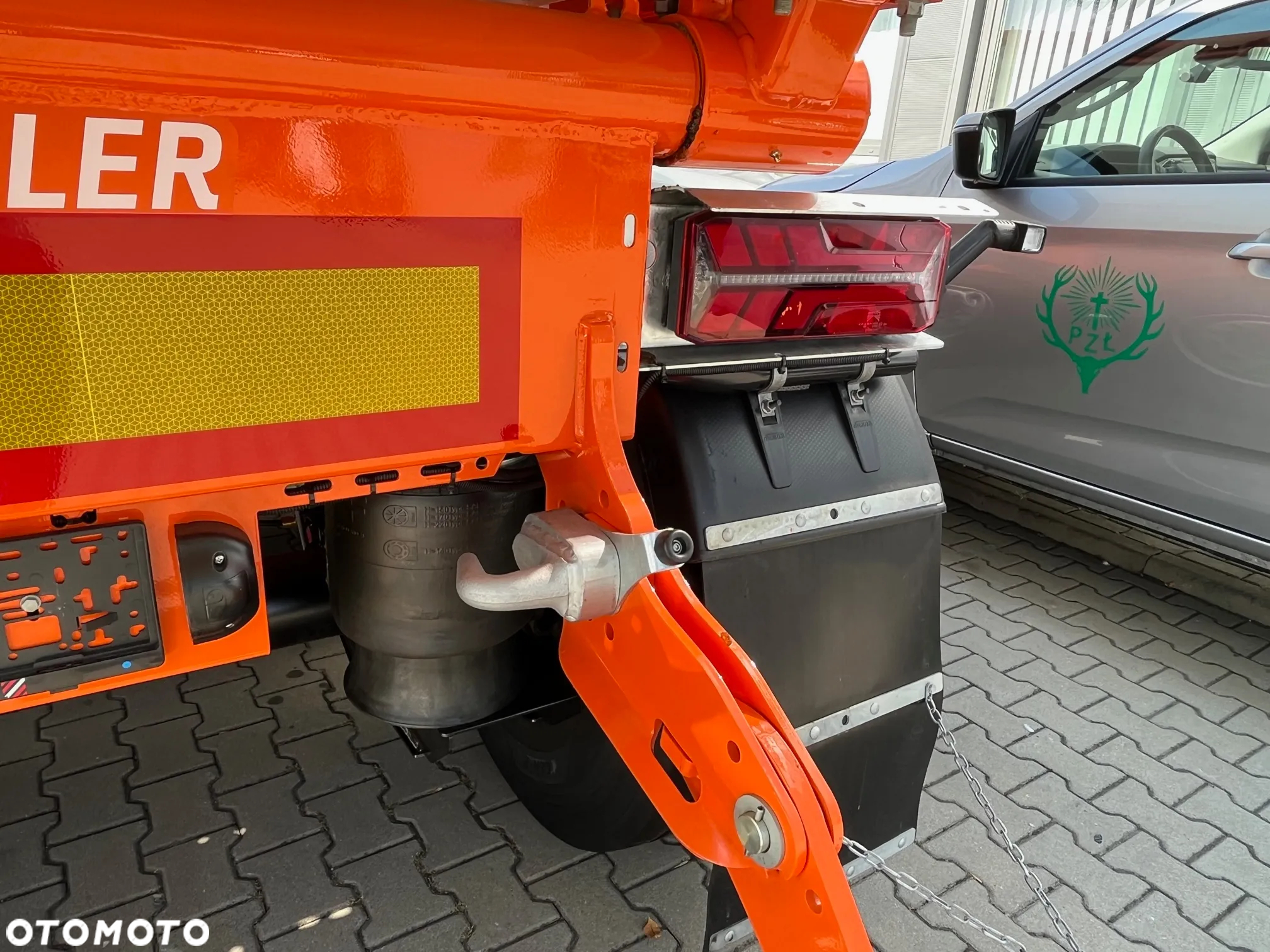 Schwarzmuller Stalowa wywrotka 25 m3/ Hardox/ 2024 r. - 9
