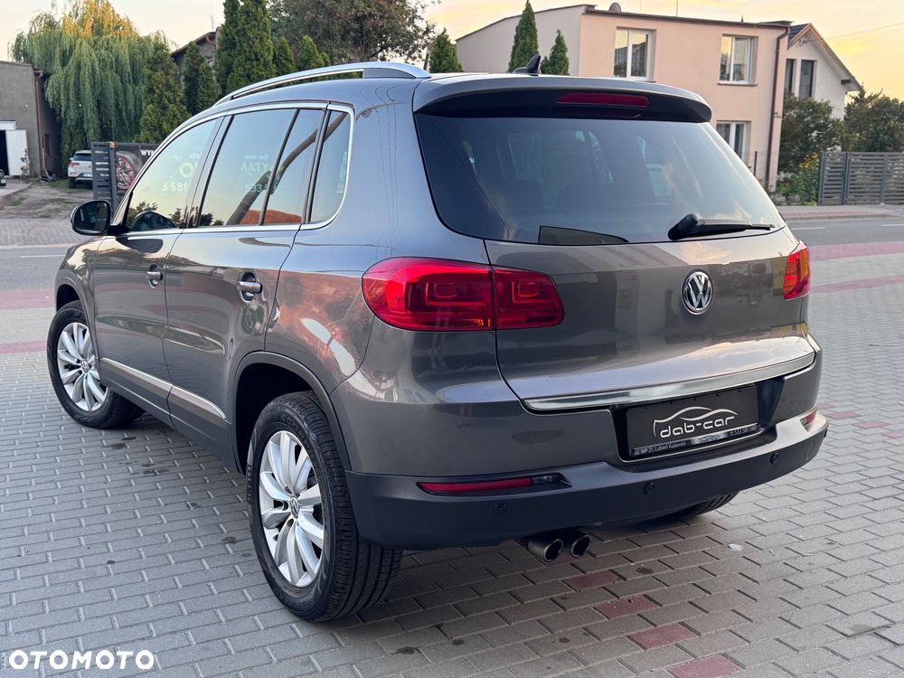 Volkswagen Tiguan 2.0 TDI DPF 4Motion BlueMotion Technology DSG Sport & Style - 20