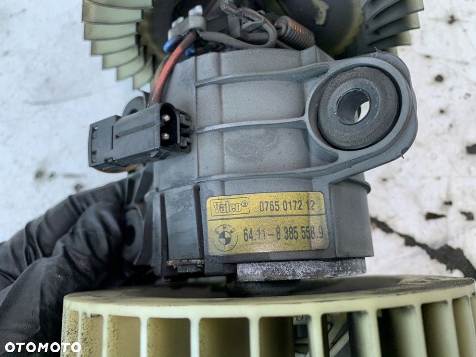 DMUCHAWA WENTYLATOR NAWIEWU BMW E39 - 3