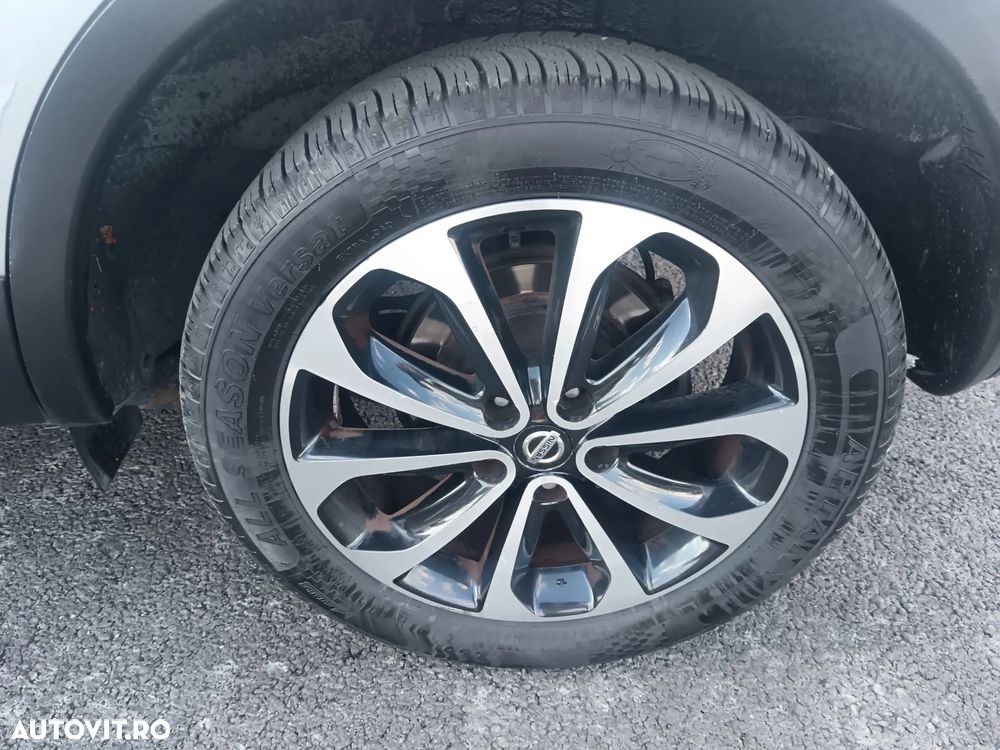 Nissan Qashqai 1.5 DCI TEKNA - 17