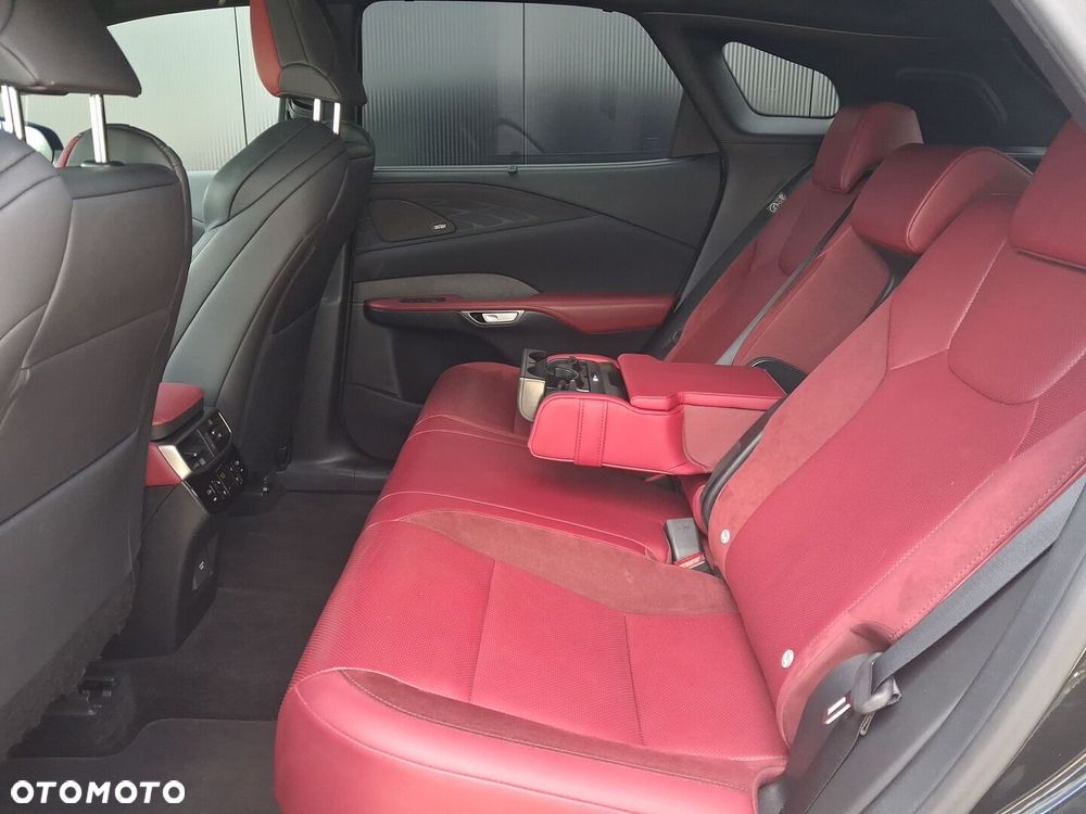 Lexus RX - 11