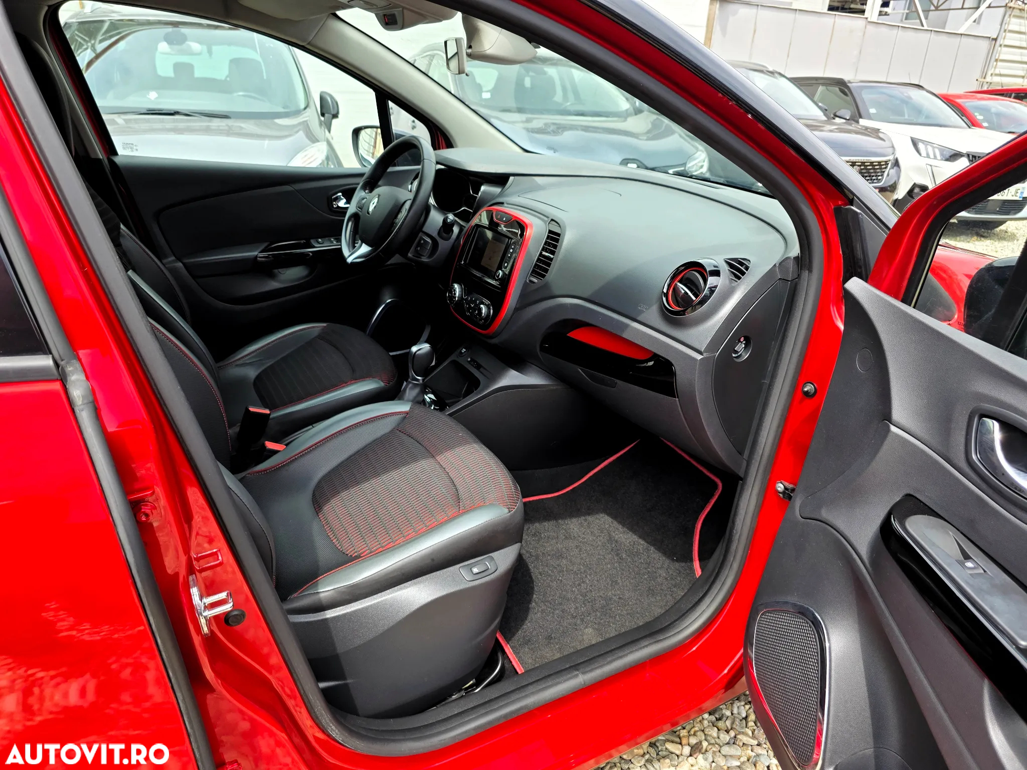 Renault Captur dCi 90 EDC Helly Hansen - 14