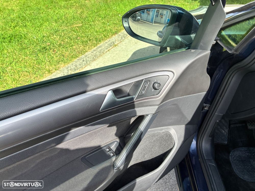 VW Golf 1.6 TDi BlueMotion Comfortline - 12