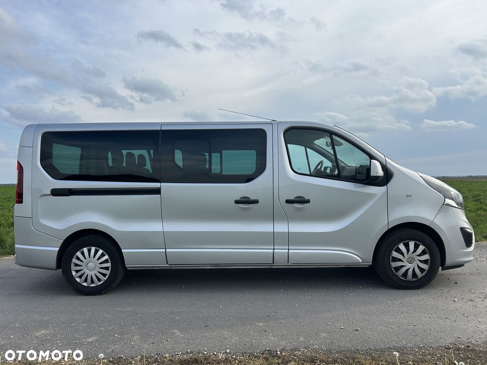 Opel Vivaro - 8