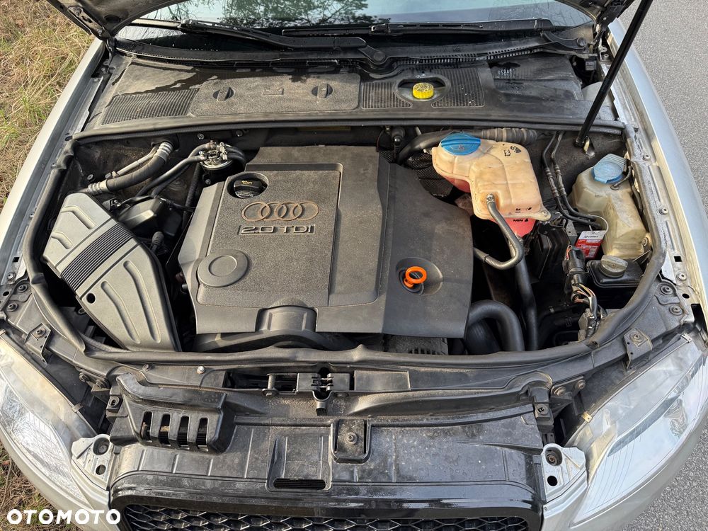 Audi A4 Limousine - 13