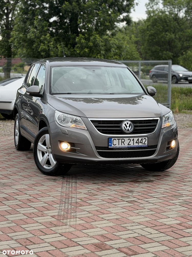 Volkswagen Tiguan - 2