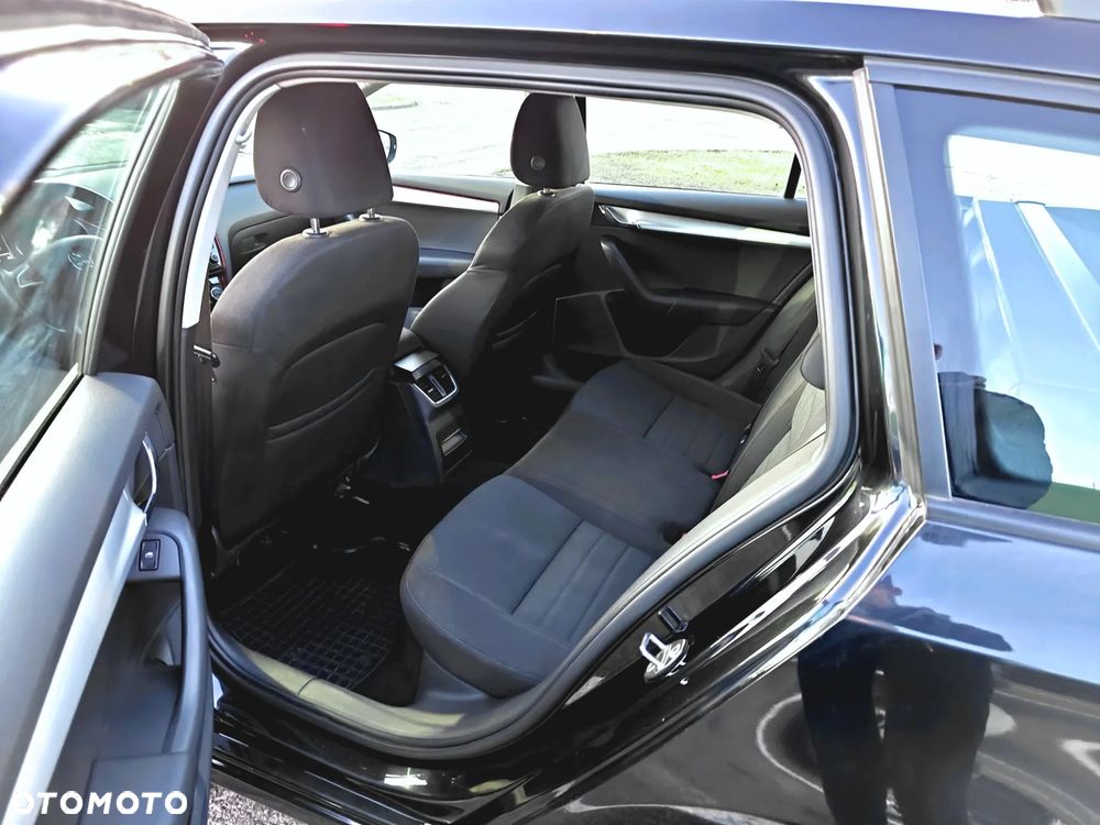 Skoda Octavia 1.6 TDI Ambition - 8