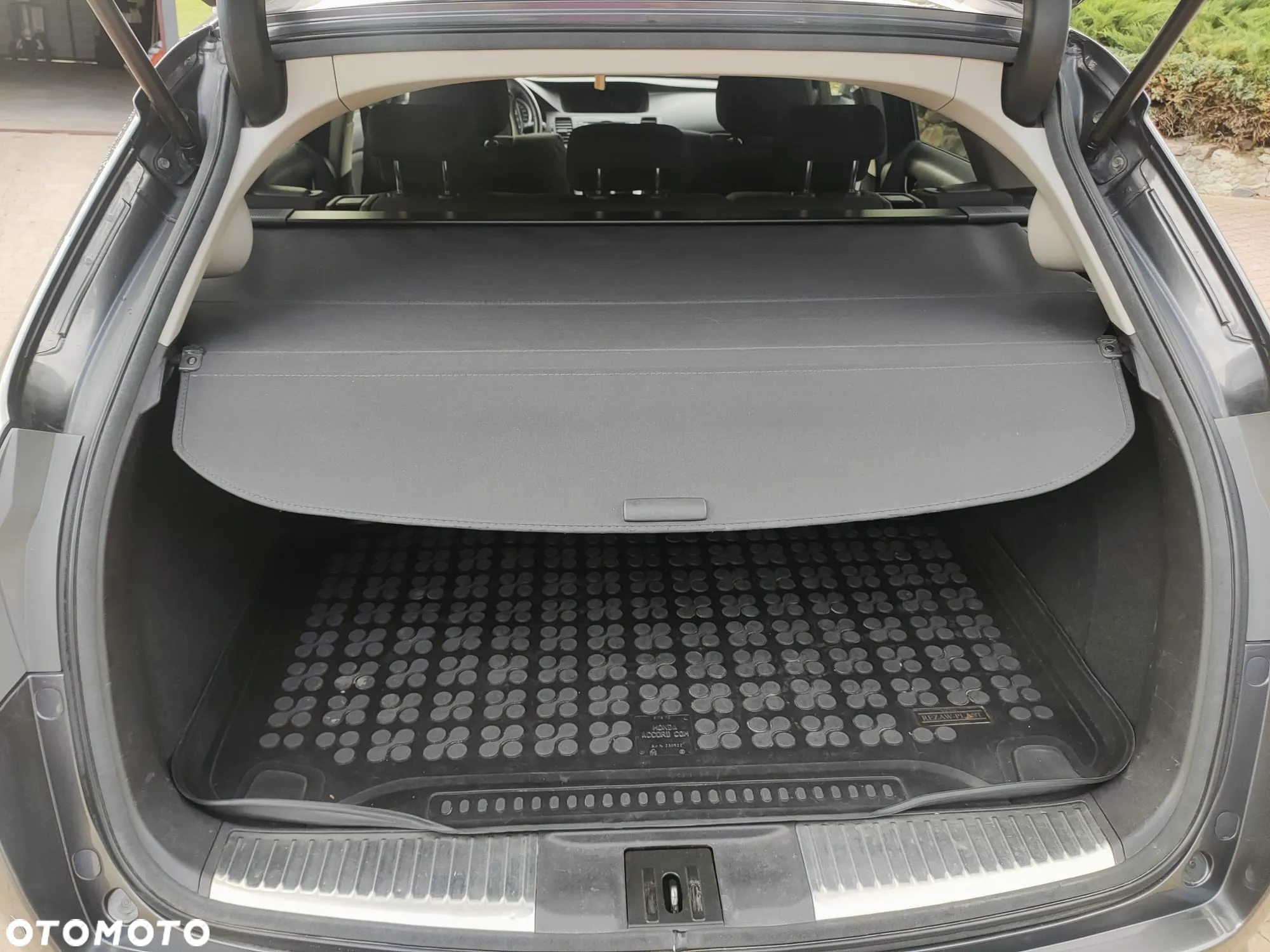 Honda Accord 2.0 Executive - 15