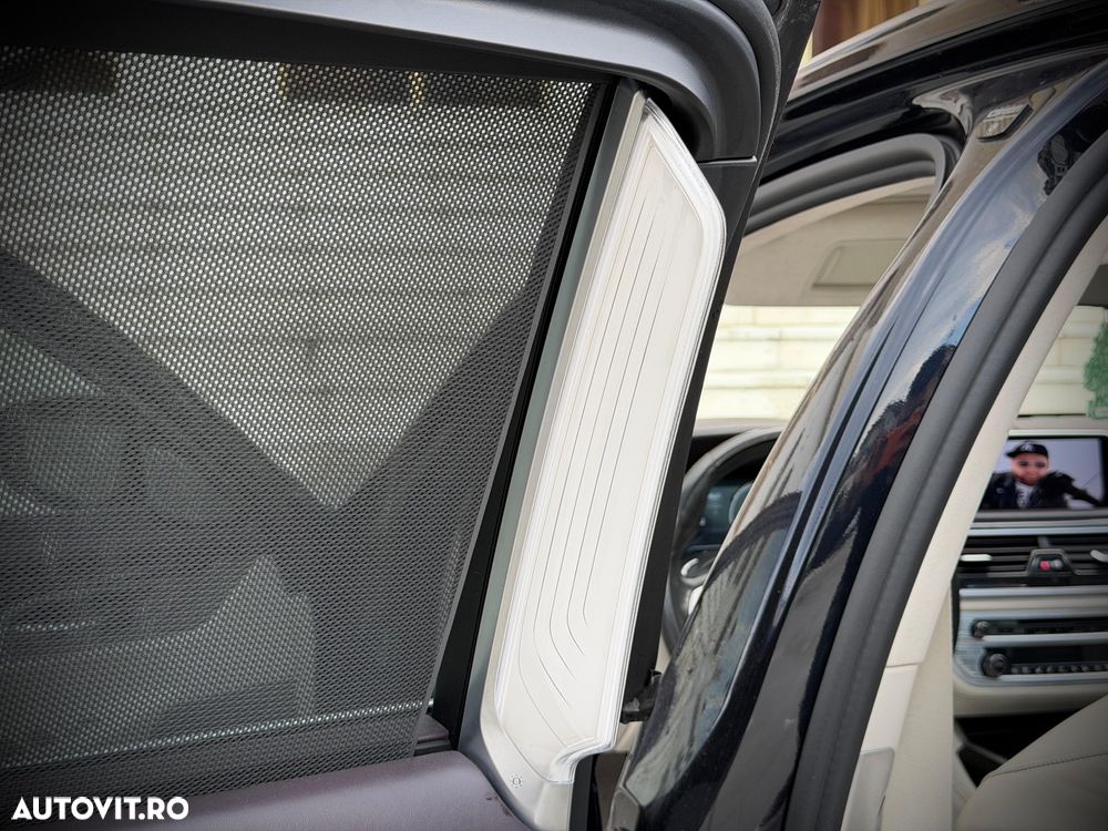BMW Seria 7 740Li - 4