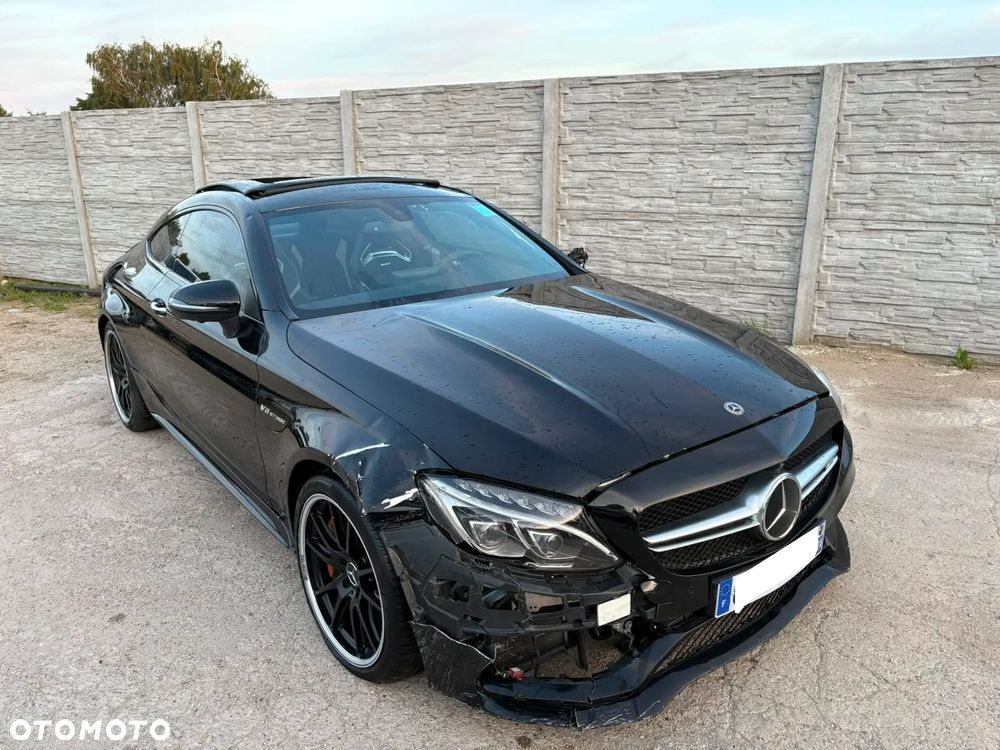 Mercedes-Benz Klasa C AMG 63 S - 22