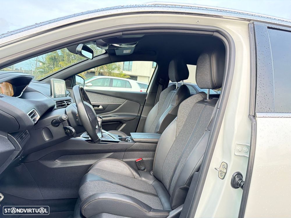 Peugeot 3008 1.5 BlueHDi GT Line - 30