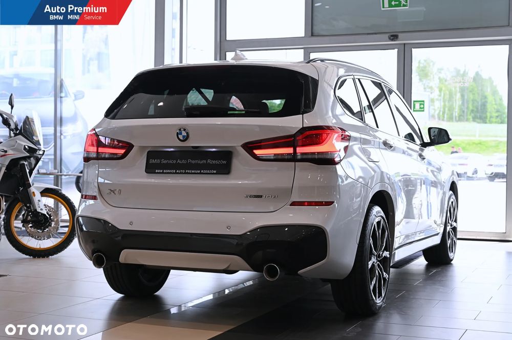 BMW X1 sDrive18d - 21