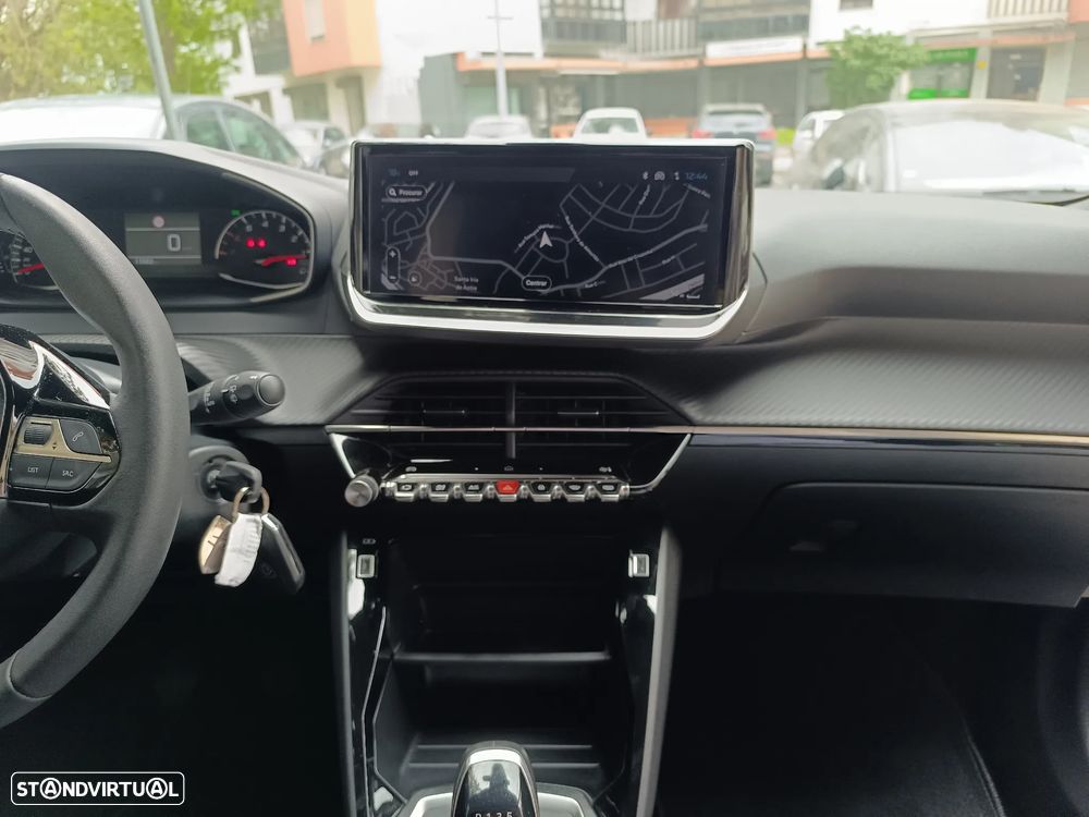 Peugeot 2008 1.2 PureTech Active Pack - 24