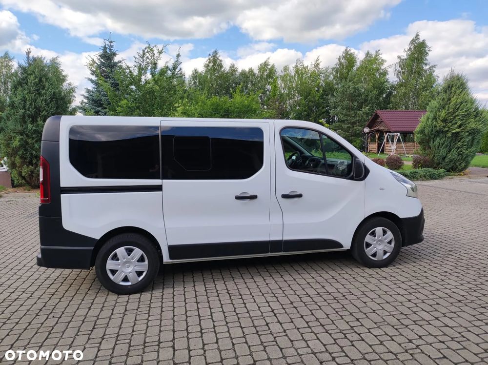 Renault Trafic - 12