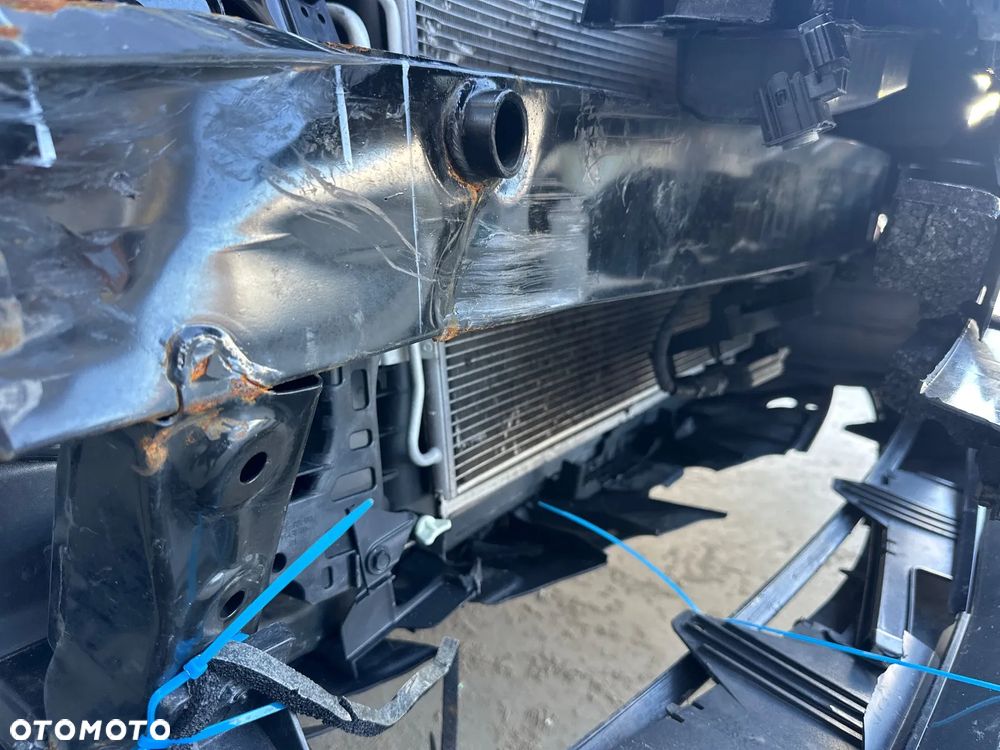 Hyundai Elantra 1.6 Smart CVT - 15