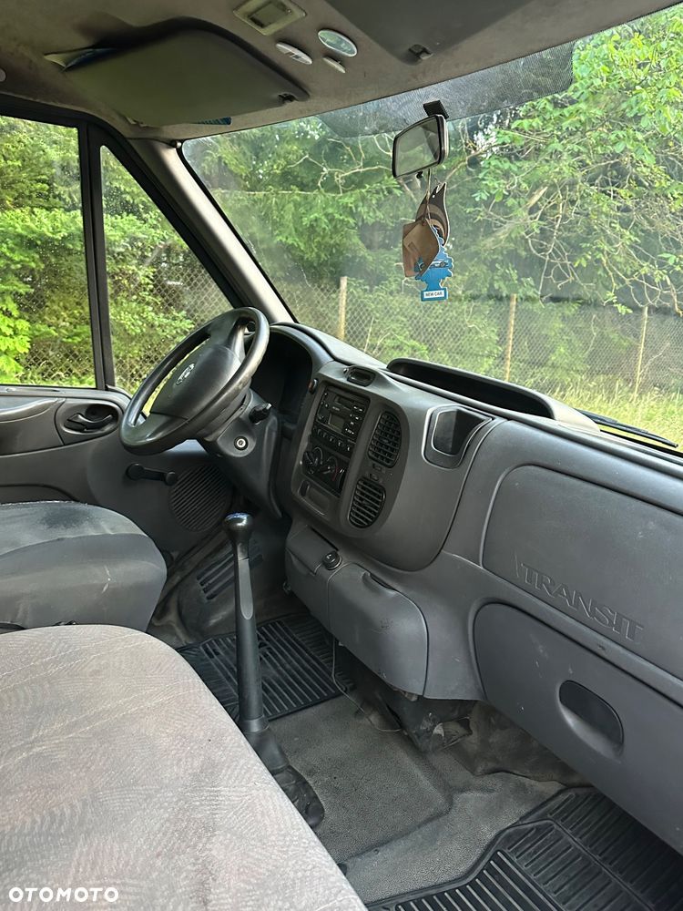 Ford Transit - 8