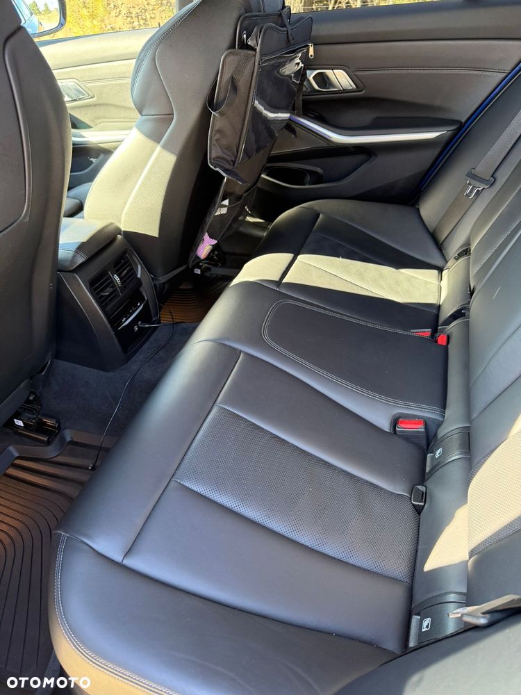 BMW M3 Competition xDrive sport - 10