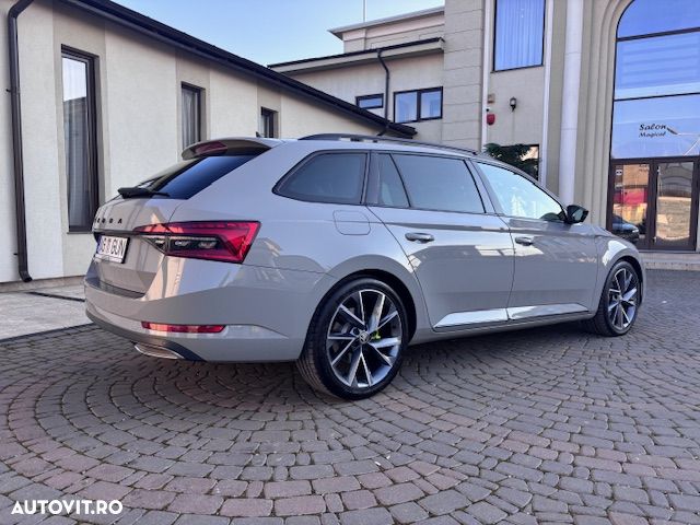 Skoda Superb 2.0 TDI DSG Sportline - 7
