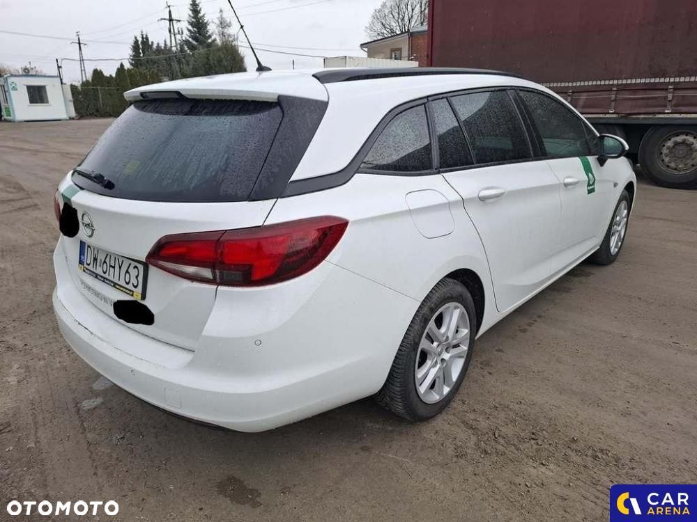 Opel Astra - 4