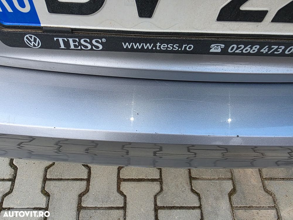 Volkswagen Passat 2.0 TDI SCR DSG 4Motion Elegance - 25