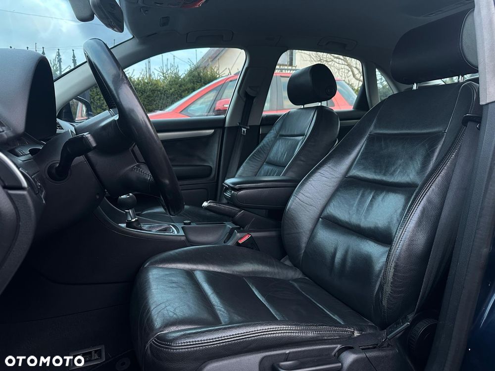 Audi A4 Limousine 2.0 TDI - 8