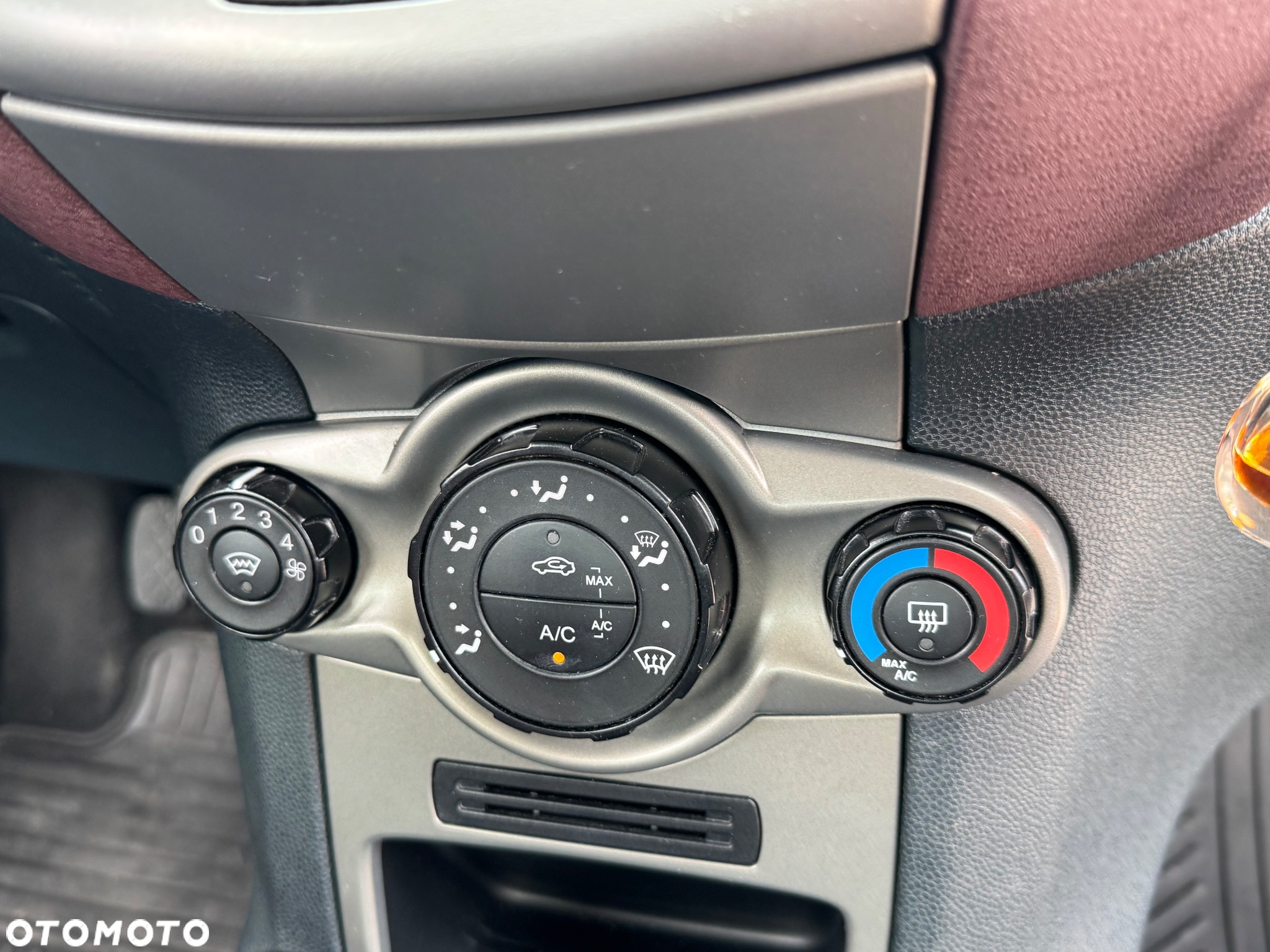Ford Fiesta - 8