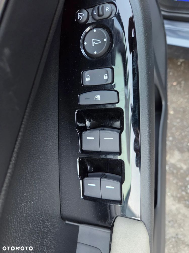 Honda HR-V 1.5 i-MMD Advance CVT - 37