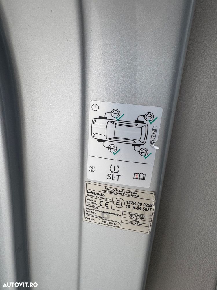 Volkswagen Caravelle - 21