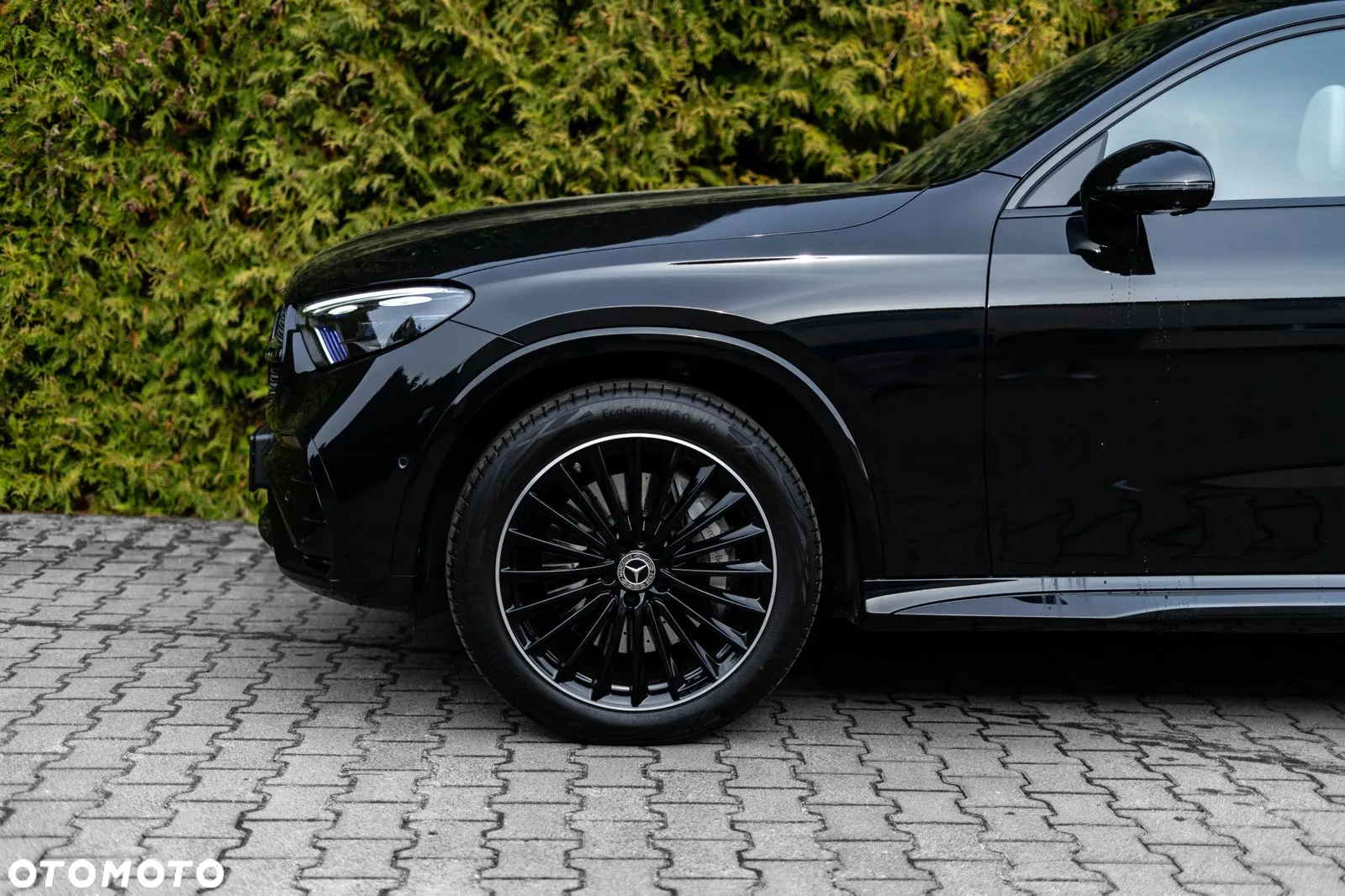 Mercedes-Benz GLC Coupe 300 4-Matic - 4