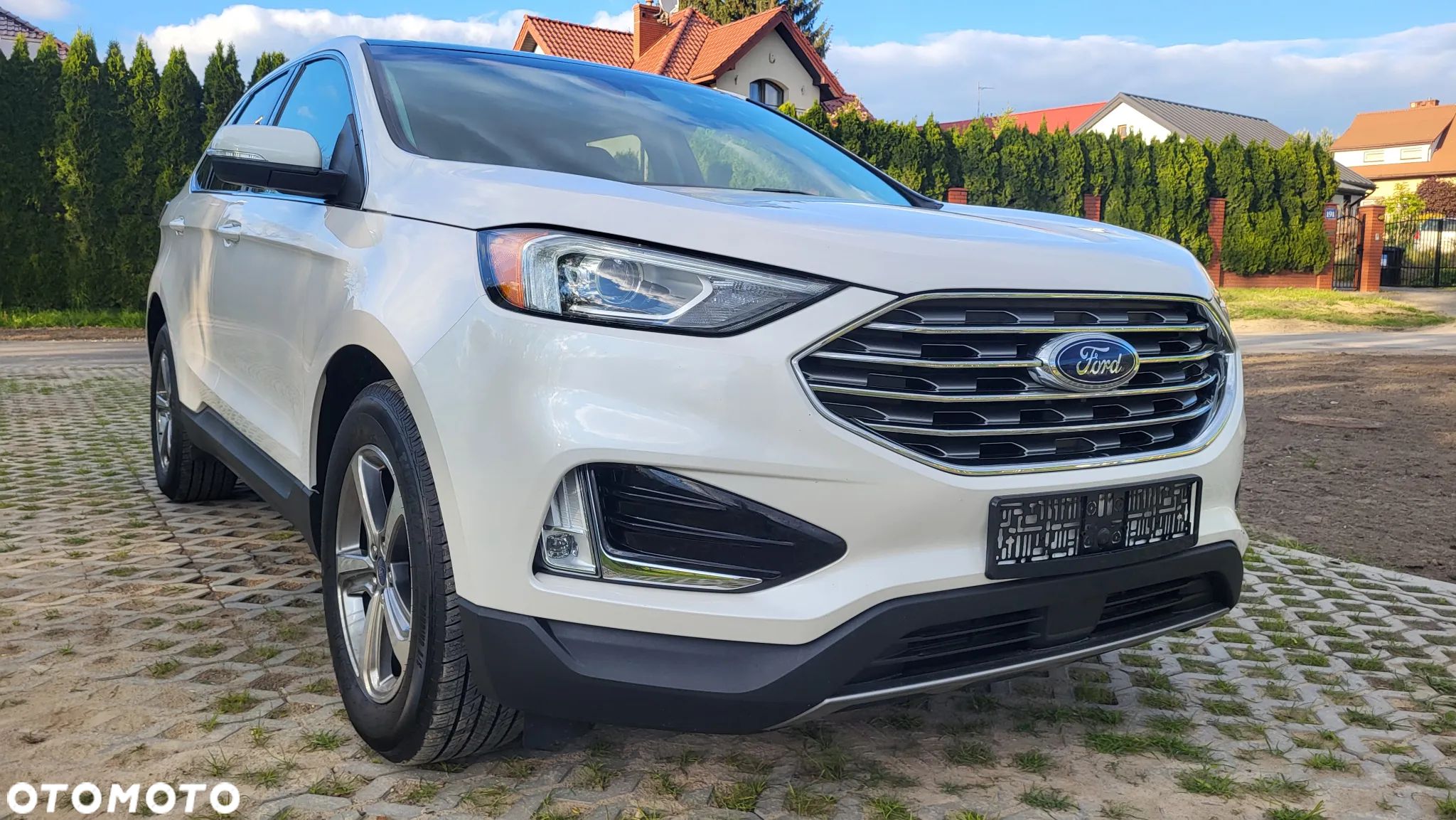 Ford Edge - 1
