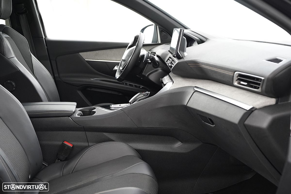 Peugeot 3008 1.6 Hybrid GT e-EAT8 - 23