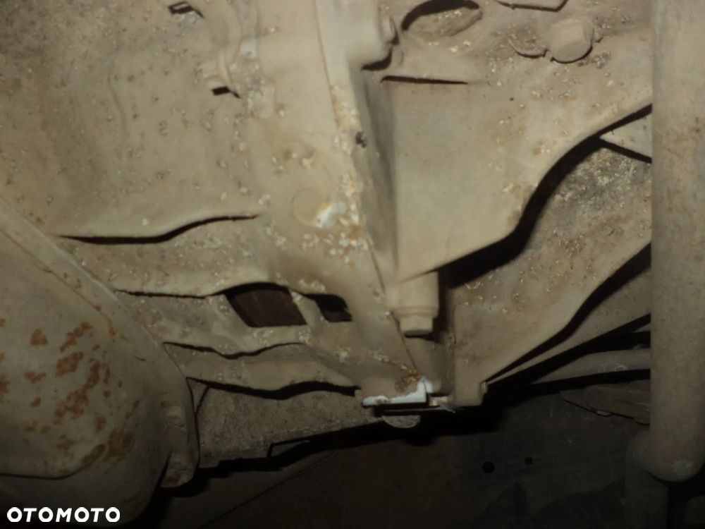 BMW Seria 7 728i L - 7