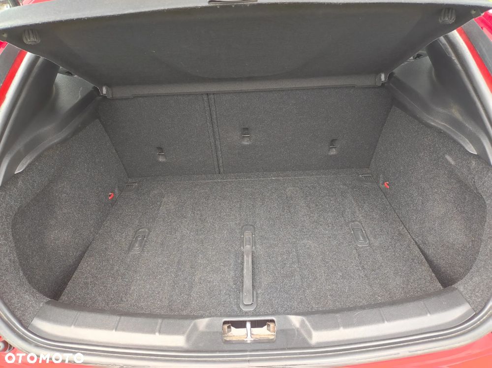 Volvo V40 D2 Inscription - 14