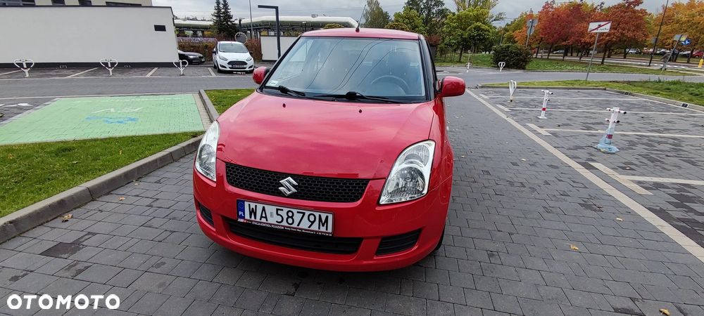 Suzuki Swift 2009 photo 3