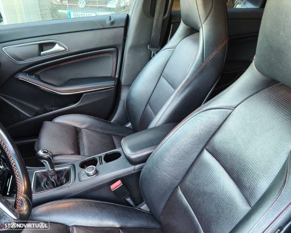 Mercedes-Benz CLA 180 - 8