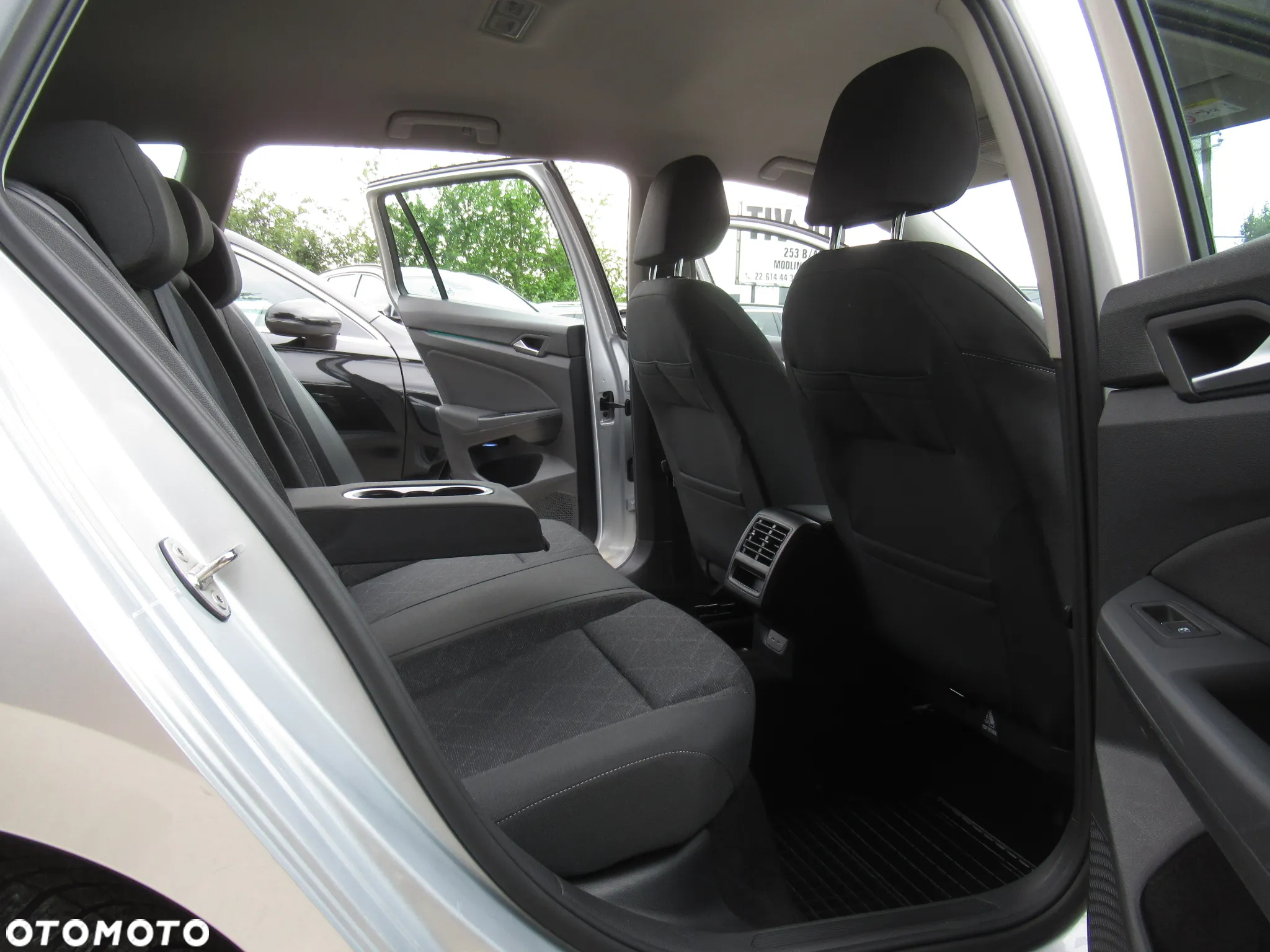 Volkswagen Golf VIII 1.5 TSI EVO Life - 8