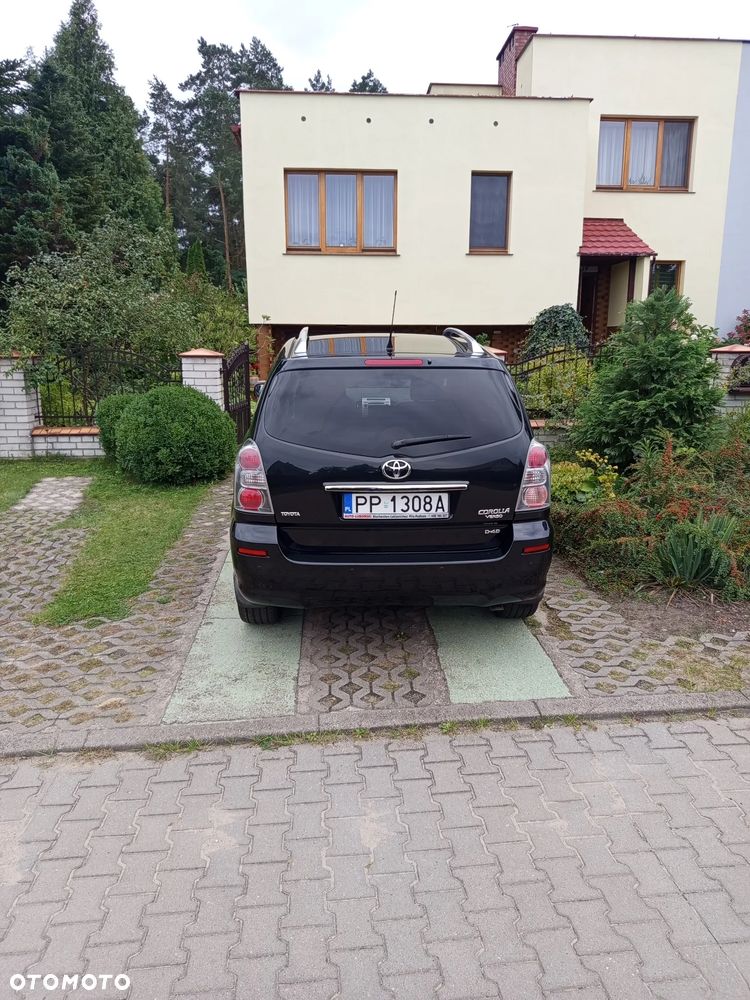 Toyota Corolla Verso 2.2 D-4D Prestige Sport - 10