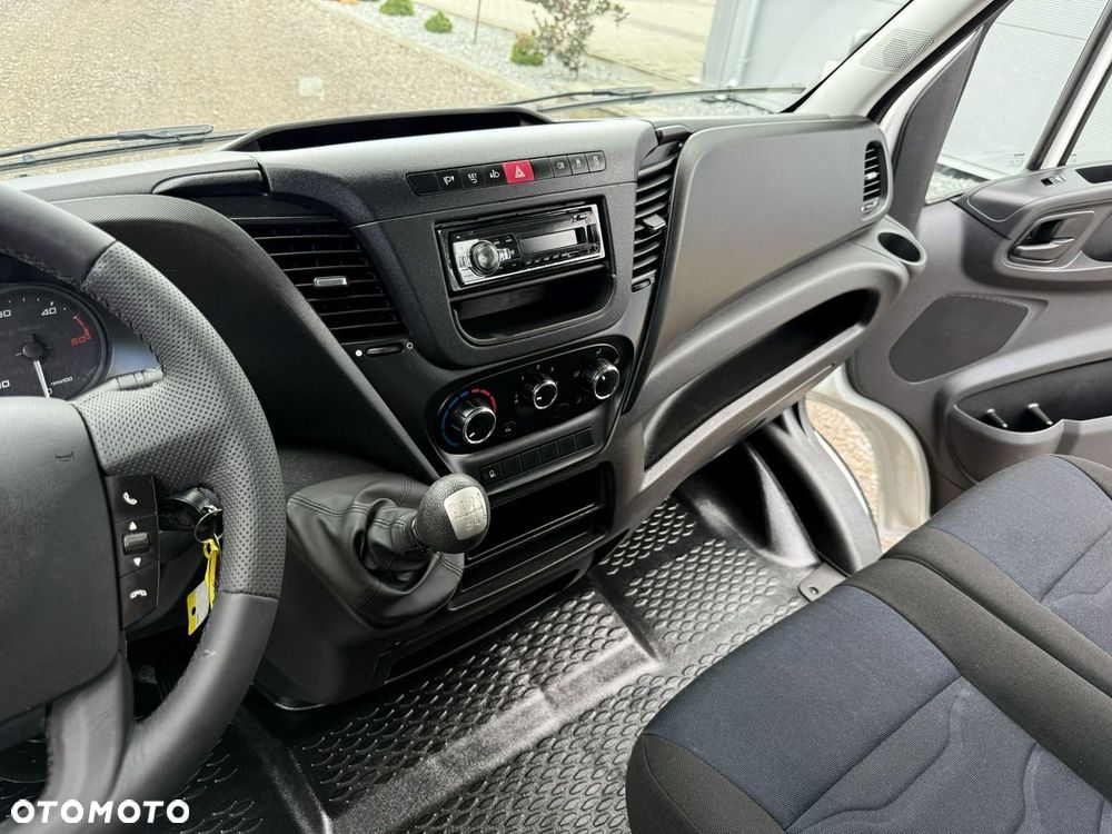 Iveco Daily 35C15 - 11