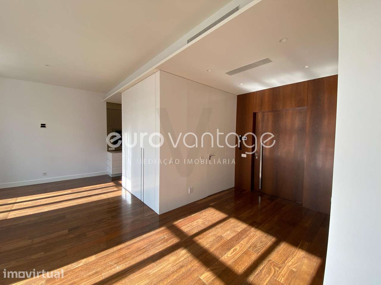 Apartamento T1 em Condomínio Fechado, Centro Leiria - Grande imagem: 5/19